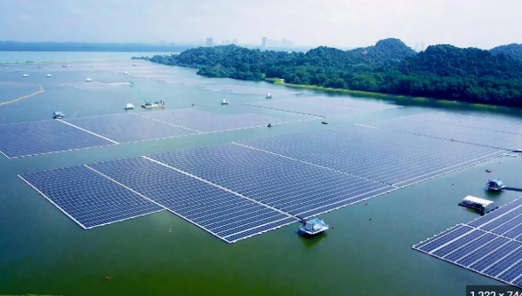 Sembcorp Tengeh Floating Solar Farm.png